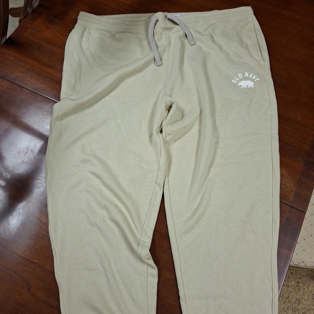 Old Navy Men's Light Tan Joggers